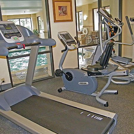 Hampton Inn & Suites Norfolk-Airport Экстерьер фото